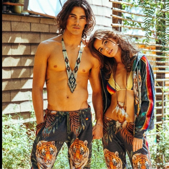 AVIATOR NATION TIGER VELVET SHORTS - Picture 6 of 6